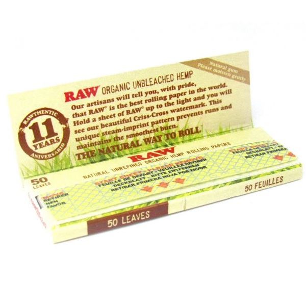 RAW Organic Rolling Paper 1 ¼ 50 Leaves Open Pack